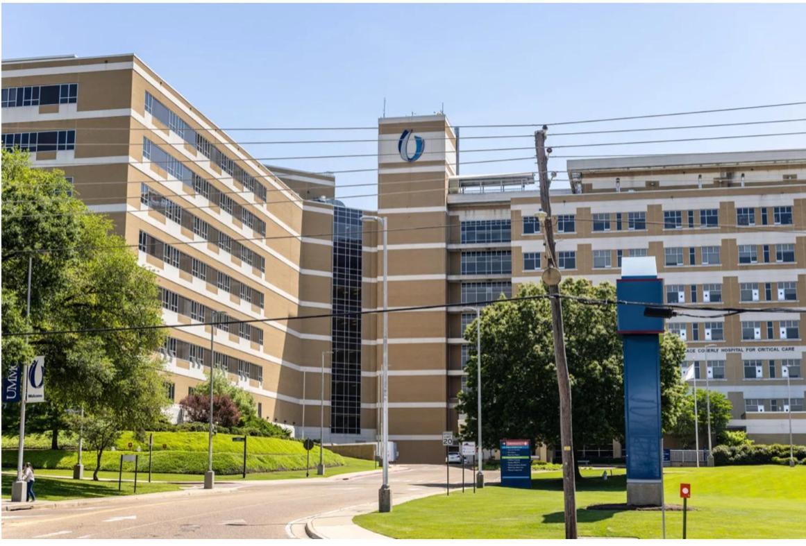 Spring Getaway 5 Minutes From Hospitals Apartment Jackson Exterior photo